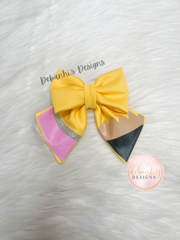 Pencil sailor Bow